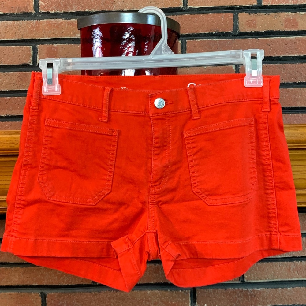 Gap Shorts SZ - 27P